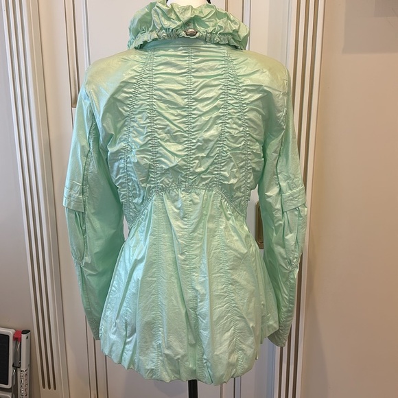 Creenstone Mint Green Jacket Sample Size - Picture 3 of 14